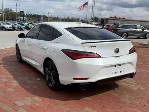 Used 2023 Acura Integra A-Spec FWD image 9