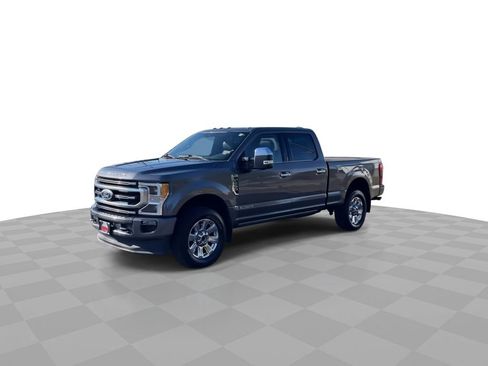 Used 2022 Ford F250 Platinum image 4