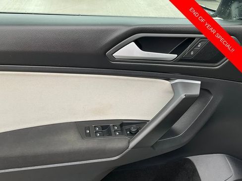 Used 2021 Volkswagen Tiguan S image 11