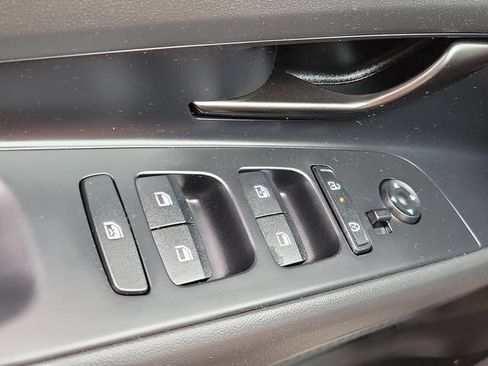New 2026 Hyundai Elantra Sport FWD image 16