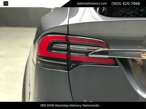 Used 2018 Tesla Model X 100D image 14
