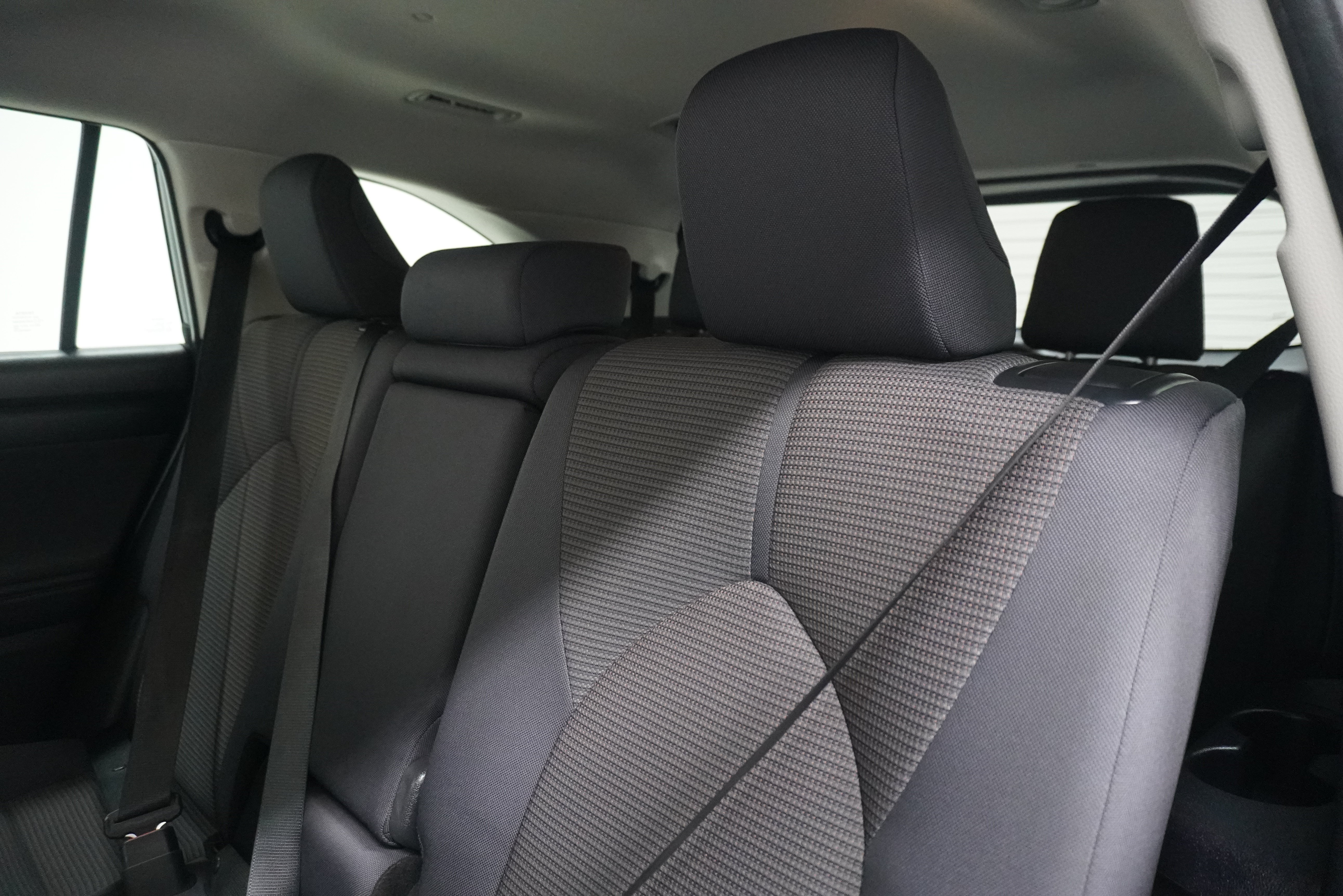 Used 2024 Toyota Highlander LE FWD image 13