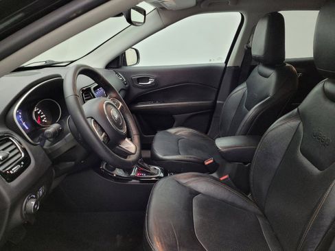 Used 2018 Jeep Compass Limited w/ Navigation Group image 17