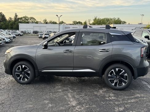 New 2026 Nissan Kicks SV w/ Cold Weather Package AWD/4WD image 17