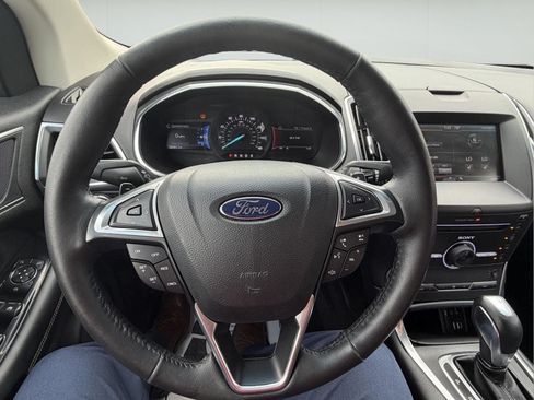 Used 2015 Ford Edge Titanium AWD/4WD image 12