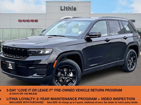 Used 2024 Jeep Grand Cherokee Altitude image 1