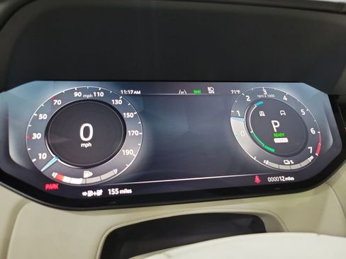 New 2025 Land Rover Range Rover SE image 18