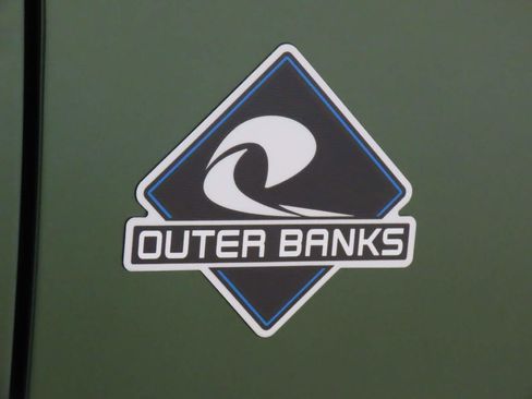 Used 2023 Ford Bronco Outer Banks image 6