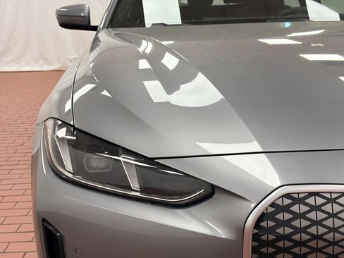 Used 2025 BMW i4 xDrive40i w/ Premium Package image 10