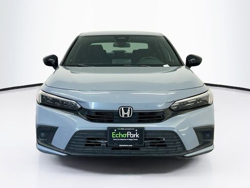 Used 2024 Honda Civic Sport image 2