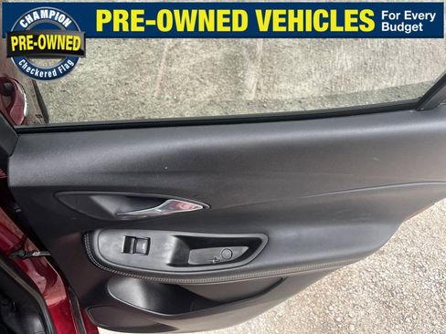 Used 2020 Buick Encore GX Select w/ Sport Touring Package image 30