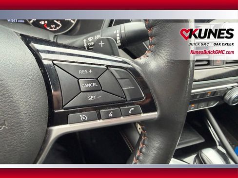 Used 2023 Nissan Altima 2.5 SR w/ SR Premium Package FWD image 14