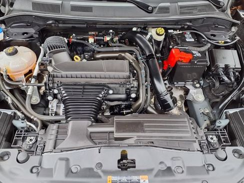 Certified 2023 Lincoln Corsair Reserve FWD image 3