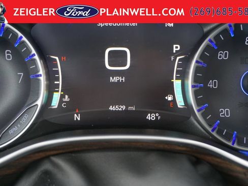 Used 2023 Chrysler Pacifica Limited FWD image 30
