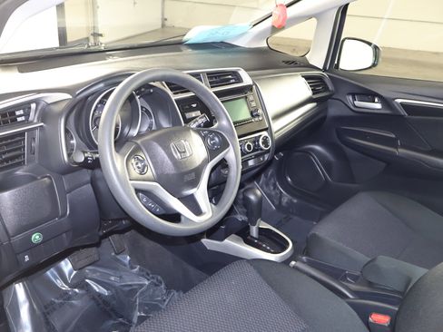 Used 2019 Honda Fit LX image 2