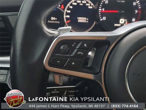 Used 2018 Porsche Panamera 4 image 22