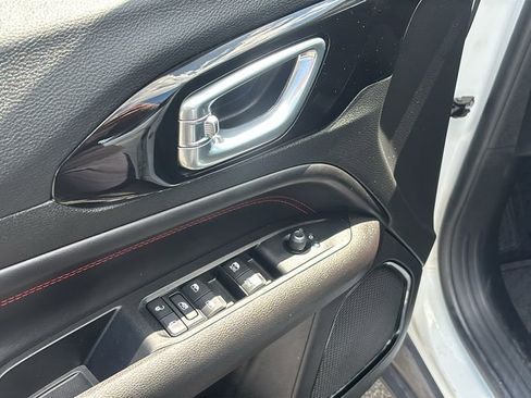 Used 2022 Jeep Compass Trailhawk w/ Trailhawk Convenience Group AWD/4WD image 14