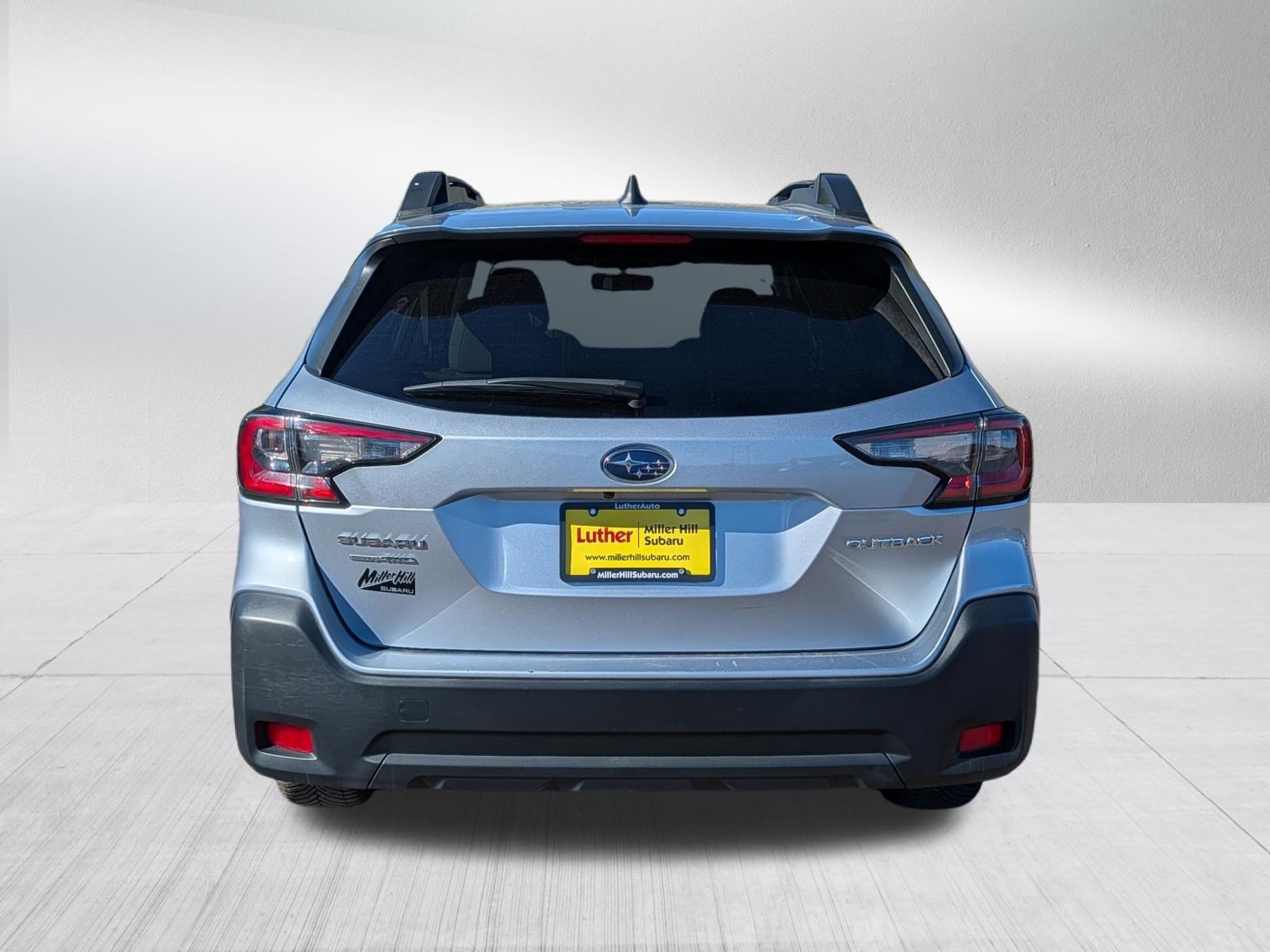 Used 2023 Subaru Outback Premium AWD/4WD image 6