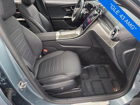 Used 2025 Mercedes-Benz GLC 43 AMG 4MATIC image 25