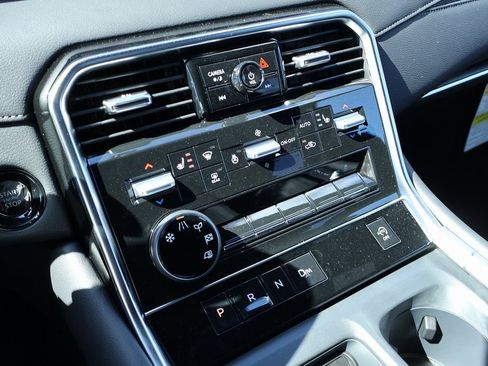 New 2026 Nissan Armada SL w/ Captain's Chari Seat Package image 13