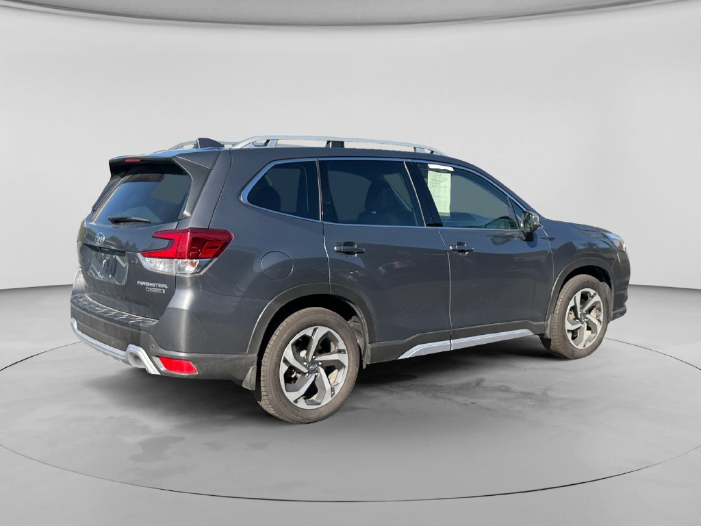 Used 2023 Subaru Forester Touring w/ Popular Package #2 AWD/4WD image 5