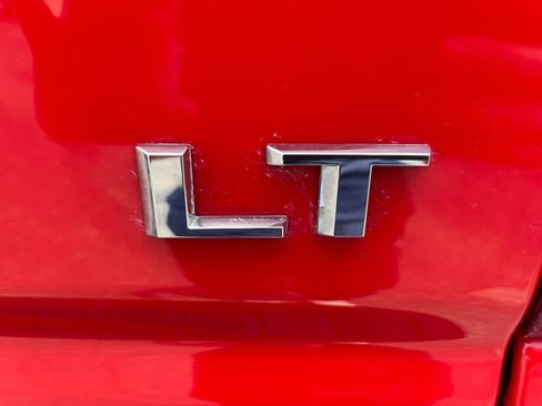 Used 2019 Chevrolet Silverado 1500 LT Trail Boss AWD/4WD image 6