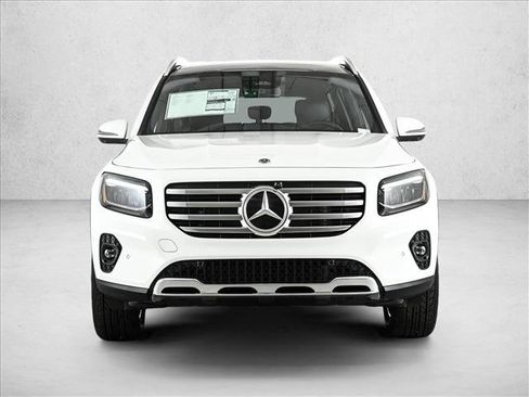 New 2026 Mercedes-Benz GLB 250 4MATIC image 2