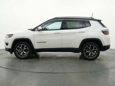 Used 2025 Jeep Compass Limited image 5
