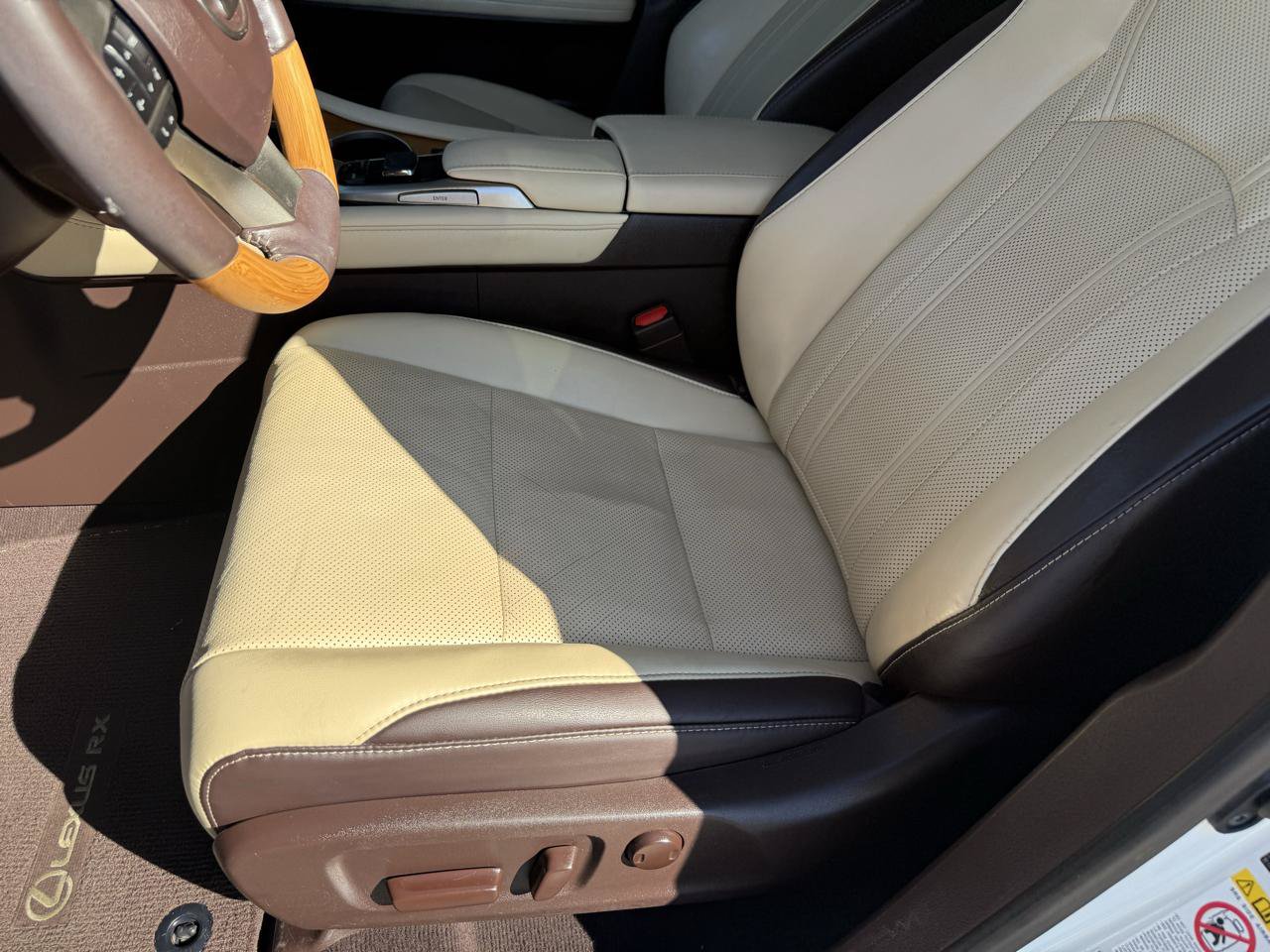 Used 2018 Lexus RX 350 FWD w/ Premium Package image 12