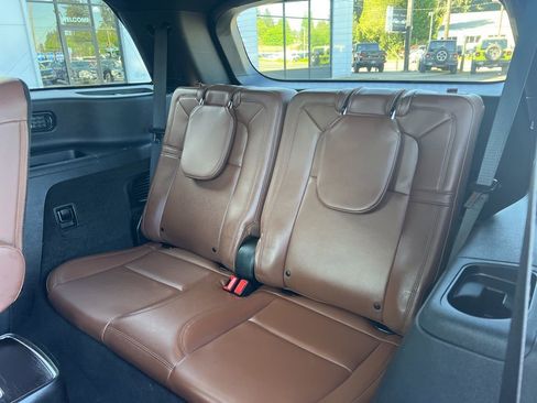 Used 2023 Lincoln Aviator Reserve w/ Equipment Group 201A AWD/4WD image 9