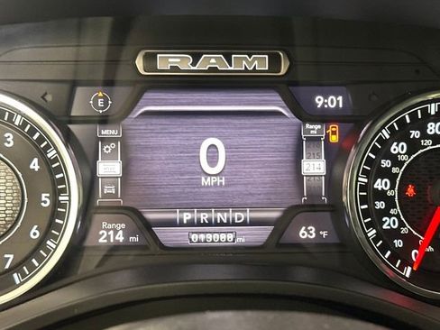 Used 2024 RAM 1500 Laramie image 18