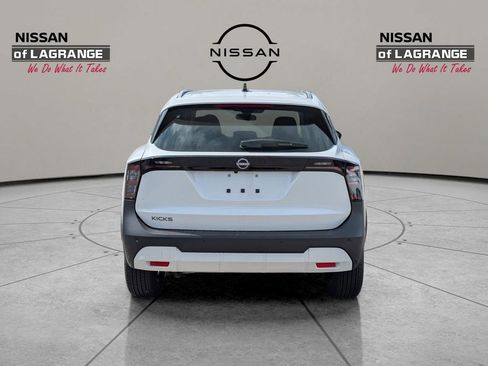 New 2026 Nissan Kicks SV image 6