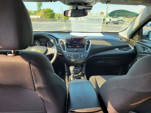 Certified 2024 Chevrolet Malibu LT image 12