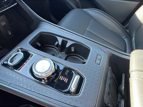 Used 2024 Jeep Wagoneer Launch Edition image 31