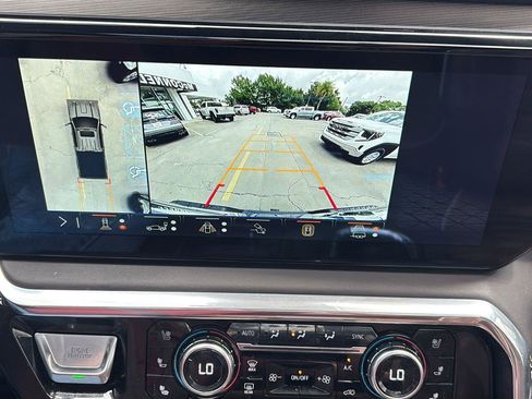Certified 2024 GMC Sierra 2500 Denali Ultimate AWD/4WD image 35