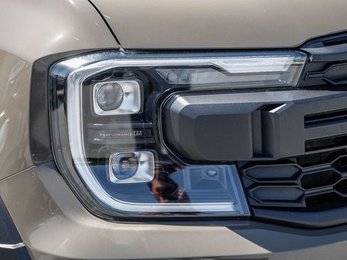 Used 2025 Ford Ranger Raptor image 7