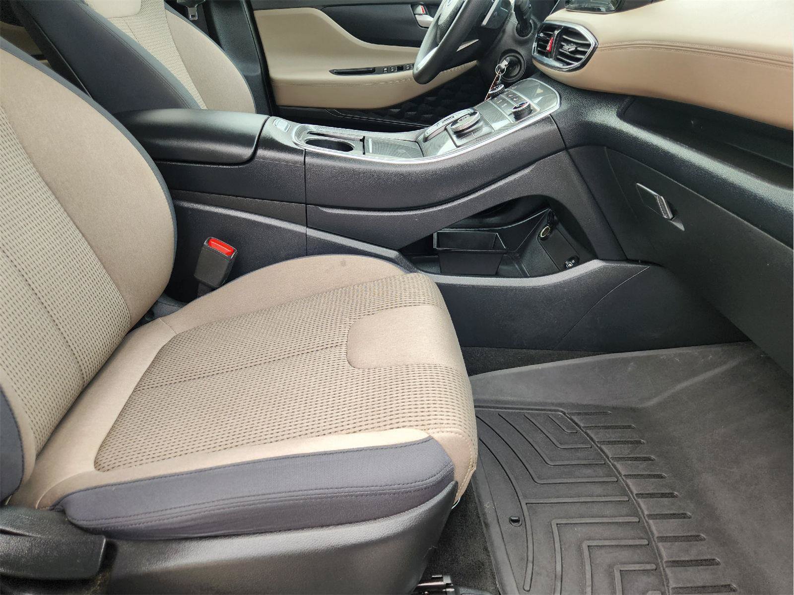 Used 2023 Hyundai Santa Fe SE FWD image 14