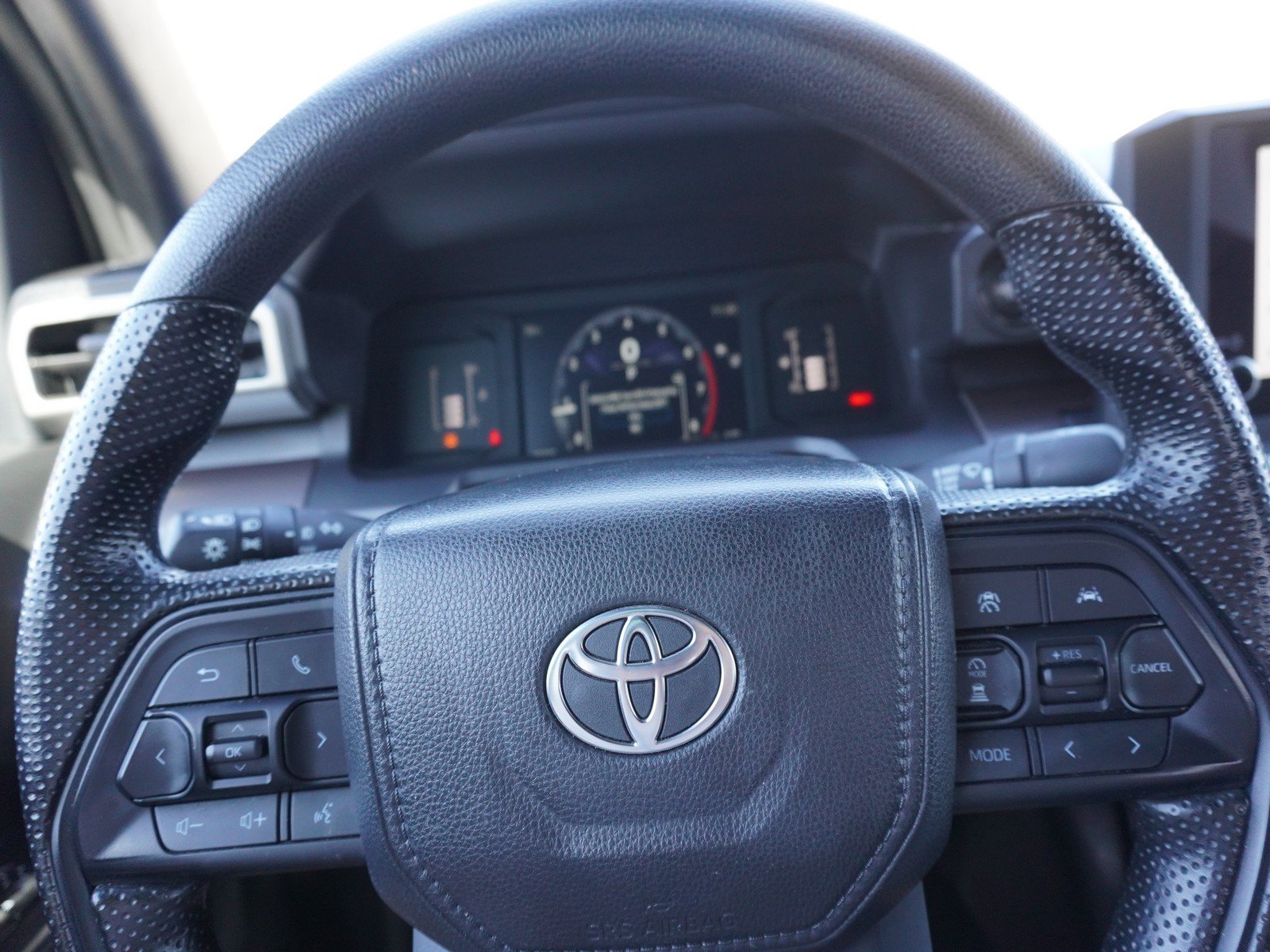 Used 2024 Toyota Tacoma SR5 RWD image 21