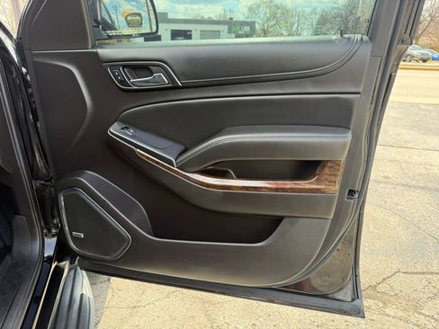 Used 2016 Chevrolet Tahoe LT w/ Luxury Package AWD/4WD image 20