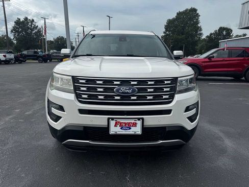 Used 2016 Ford Explorer Limited w/ Equipment Group 301A AWD/4WD image 8