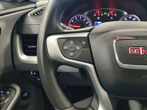 Used 2022 GMC Terrain SLE w/ Driver Convenience Package AWD/4WD image 17