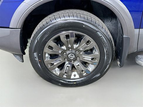 Used 2020 Nissan Titan Platinum Reserve w/ Moonroof Package image 8