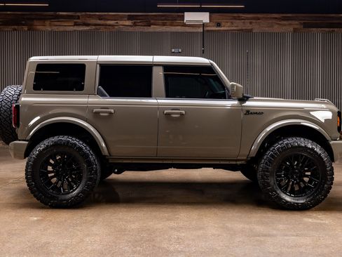 Used 2026 Ford Bronco Outer Banks AWD/4WD image 11