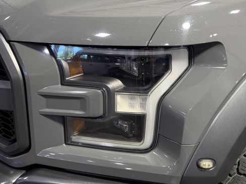 Used 2018 Ford F150 Raptor w/ Equipment Group 802A Luxury AWD/4WD image 13