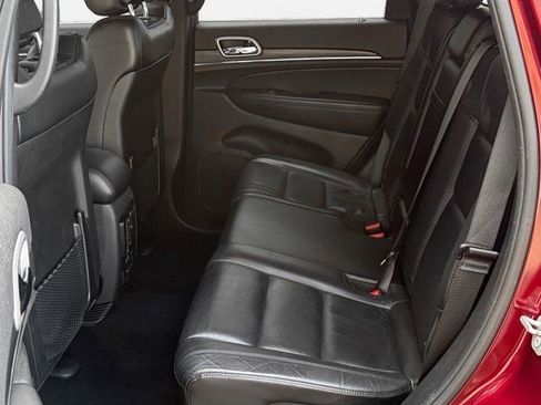 Used 2019 Jeep Grand Cherokee Limited AWD/4WD image 13
