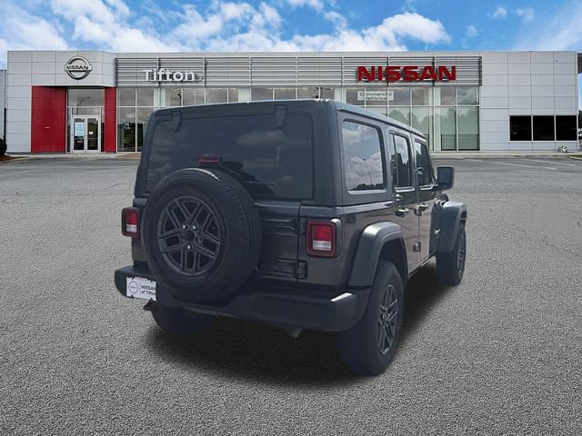 Used 2025 Jeep Wrangler Unlimited Sport AWD/4WD image 7