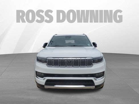 Used 2024 Jeep Grand Wagoneer Series III w/ Flexible Seating Group image 2