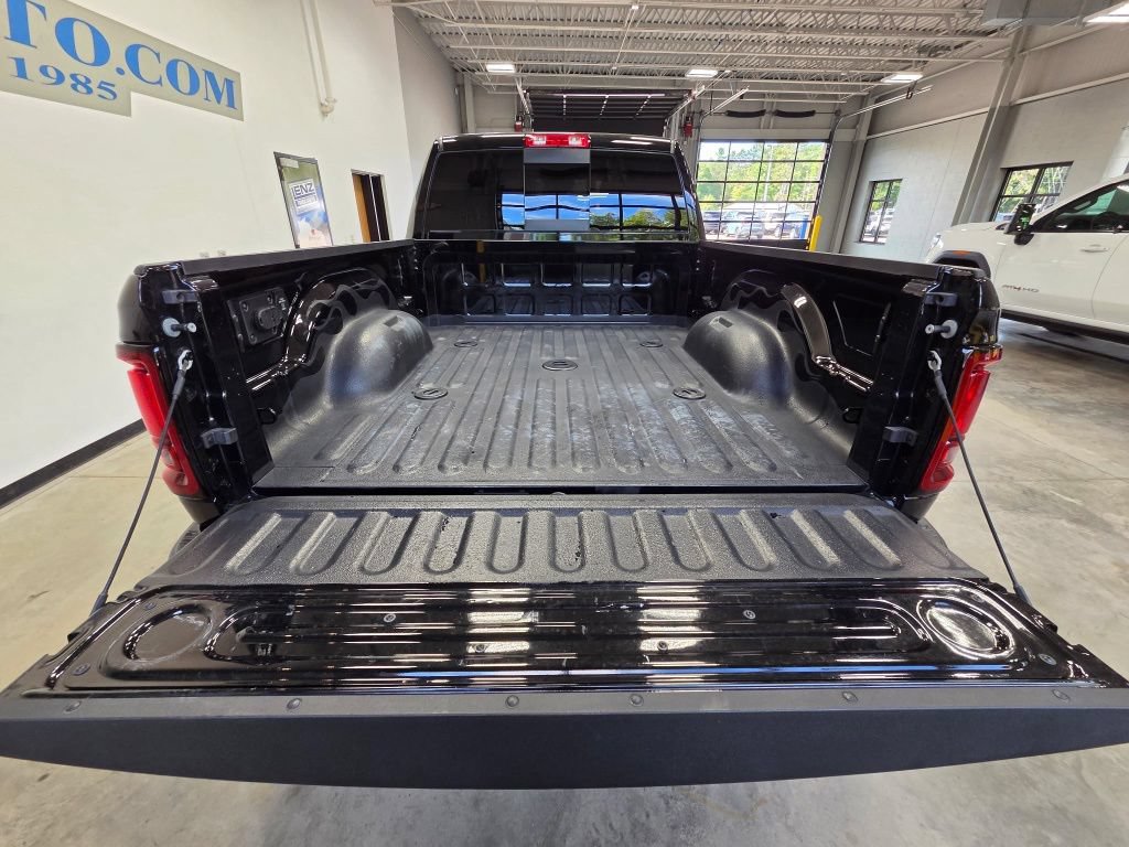 Used 2026 RAM 2500 Warlock AWD/4WD image 10