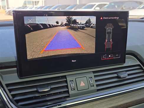 Certified 2024 Audi Q5 2.0T Premium w/ Convenience Package image 18