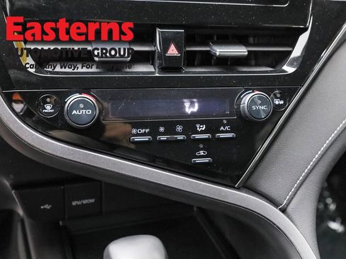 Used 2023 Toyota Camry SE FWD image 20